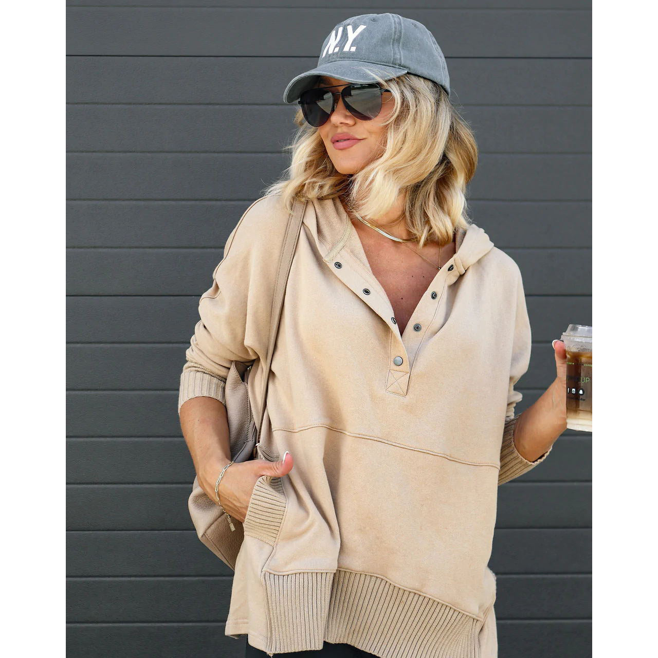 Sara™ - Cozy Hoodie